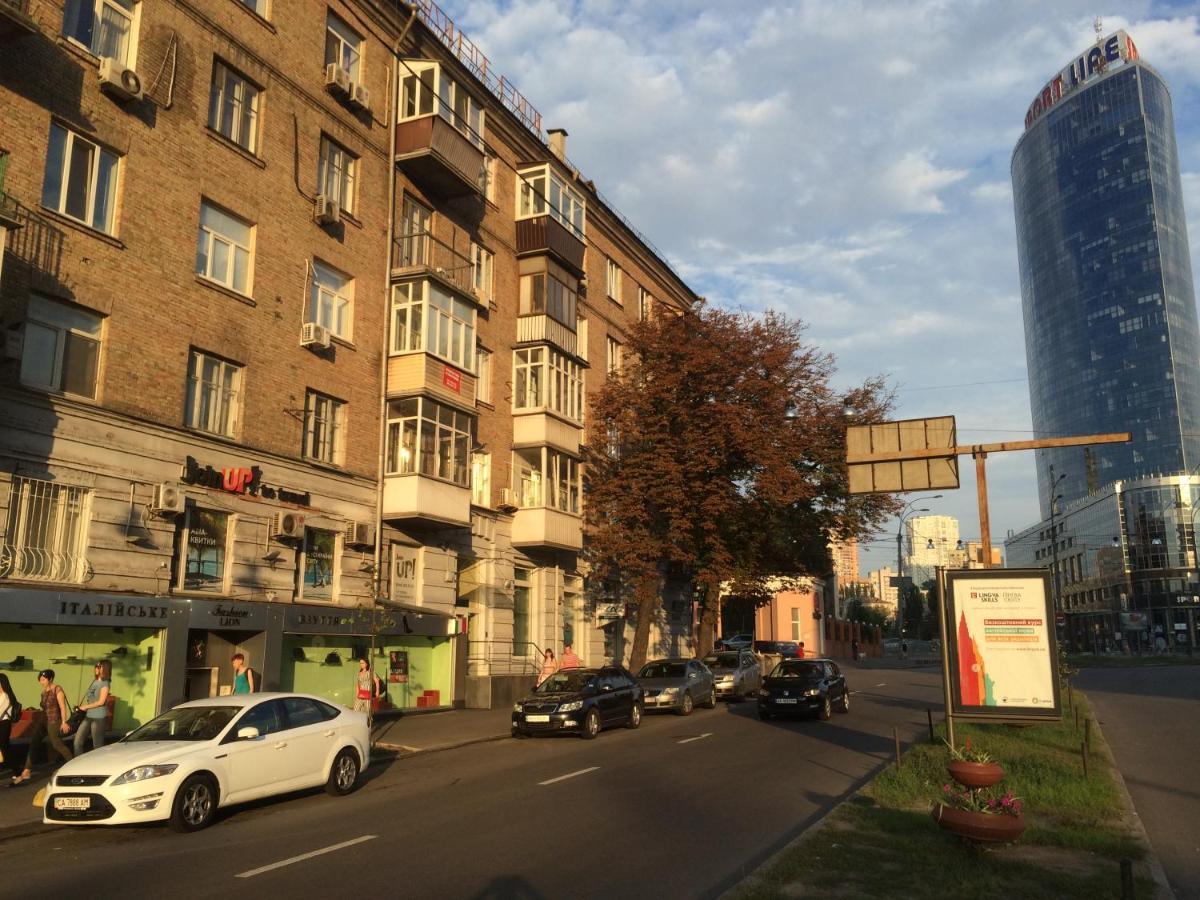 Kyiv High Standard Apartment Buitenkant foto